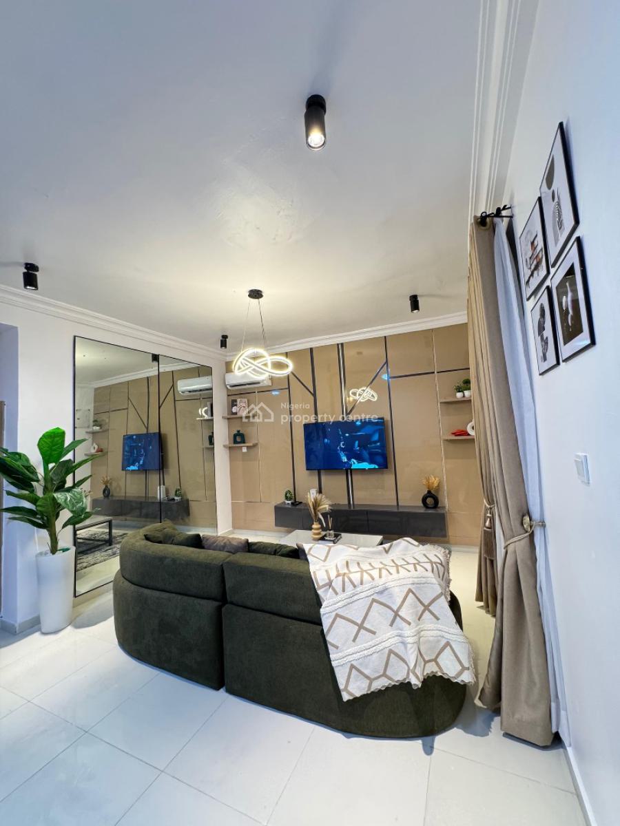 Luxury Well Furnished Two Bedrooms Apartment, Chevron, Lekki, Lagos, Flat / Apartment Short Let
