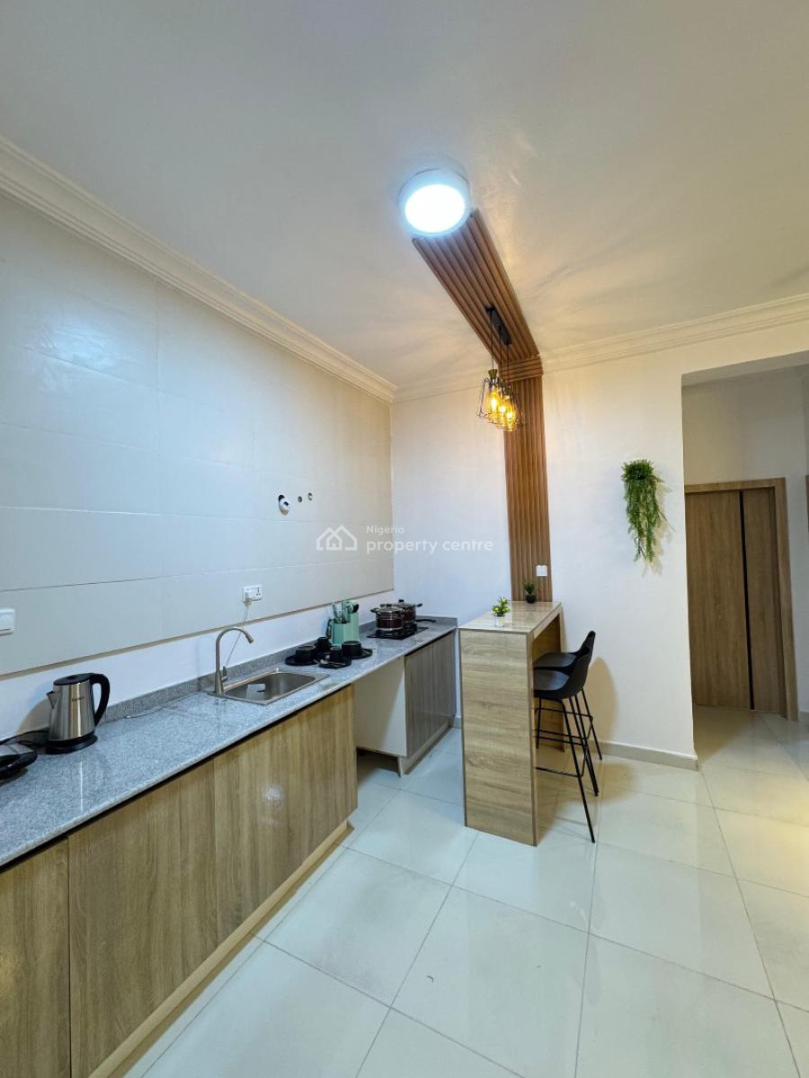 Luxury Well Furnished Two Bedrooms Apartment, Chevron, Lekki, Lagos, Flat / Apartment Short Let