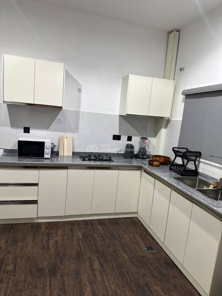 Wigo 2 Bedroom (mahogany) Apartment, Parakou Street, Wuse 2, Abuja, Flat / Apartment Short Let