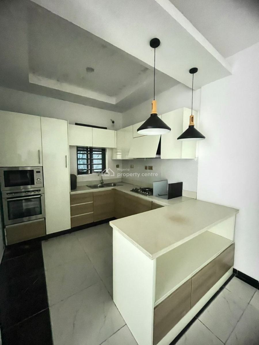 Well Finished Self-serviced 3 Bedroom Flat, Ado Road, Ajah, Lagos, Flat / Apartment for Rent