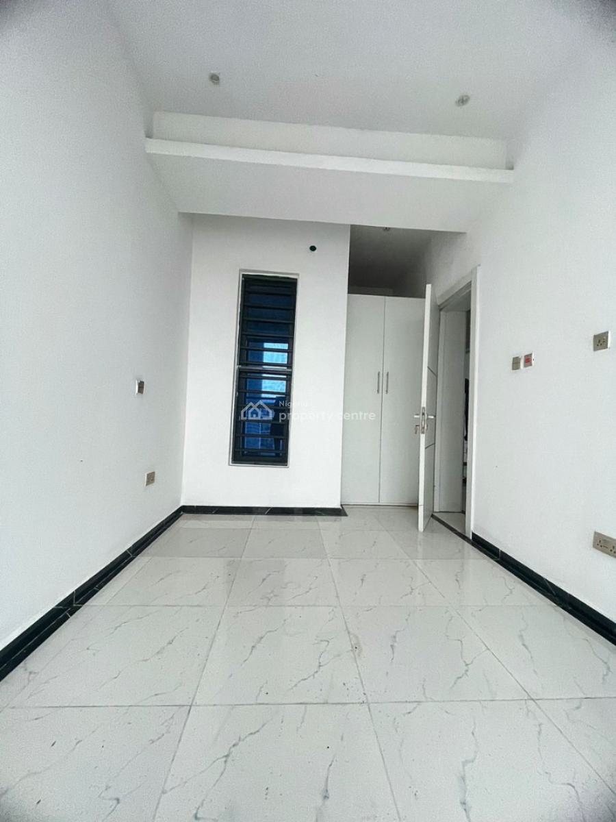 Well Finished Self-serviced 3 Bedroom Flat, Ado Road, Ajah, Lagos, Flat / Apartment for Rent