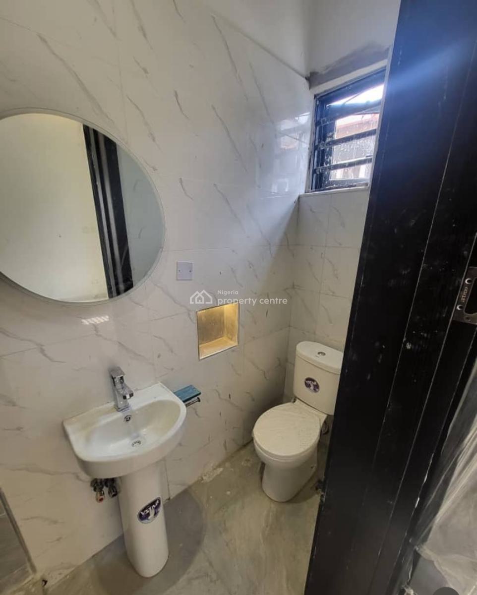 Newly Built Serviced 2 Bedroom Apartment, Osapa, Lekki, Lagos, Flat / Apartment for Rent