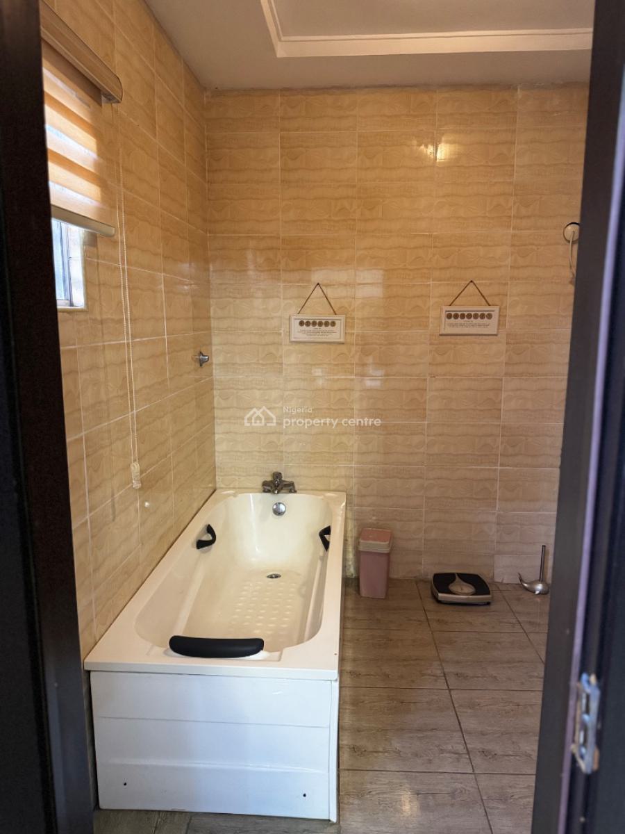 Fully Furnished 2 Bedroom Flat, Orchid Road, Lekki, Lagos, Flat / Apartment Short Let