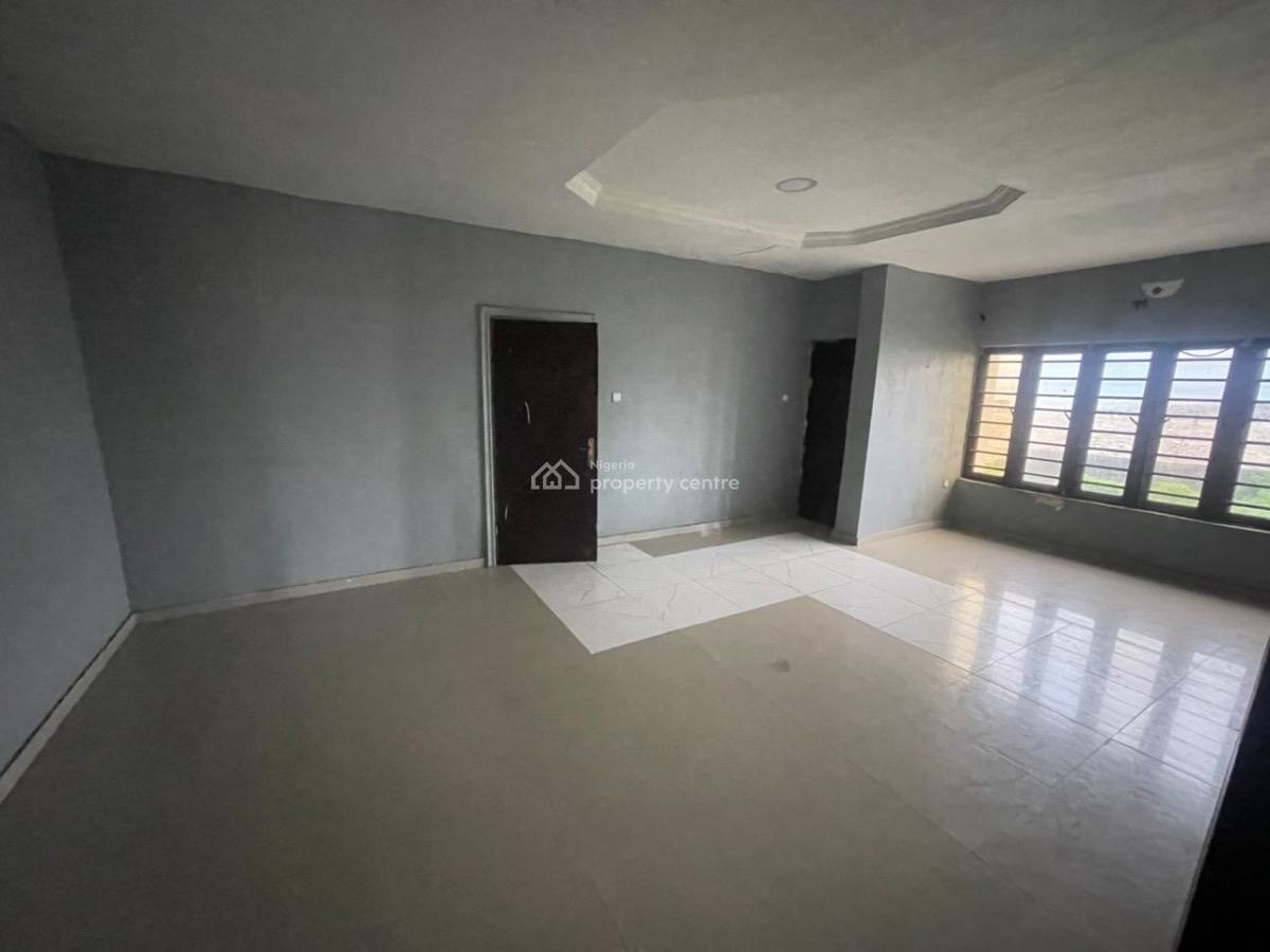 Very Clean and Spacious Miniflat Available, Alpha Beach Road, New Road Busstop, Lekki, Lagos, Mini Flat (room and Parlour) for Rent