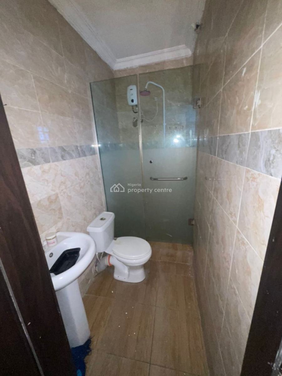 Very Clean and Spacious Miniflat Available, Alpha Beach Road, New Road Busstop, Lekki, Lagos, Mini Flat (room and Parlour) for Rent
