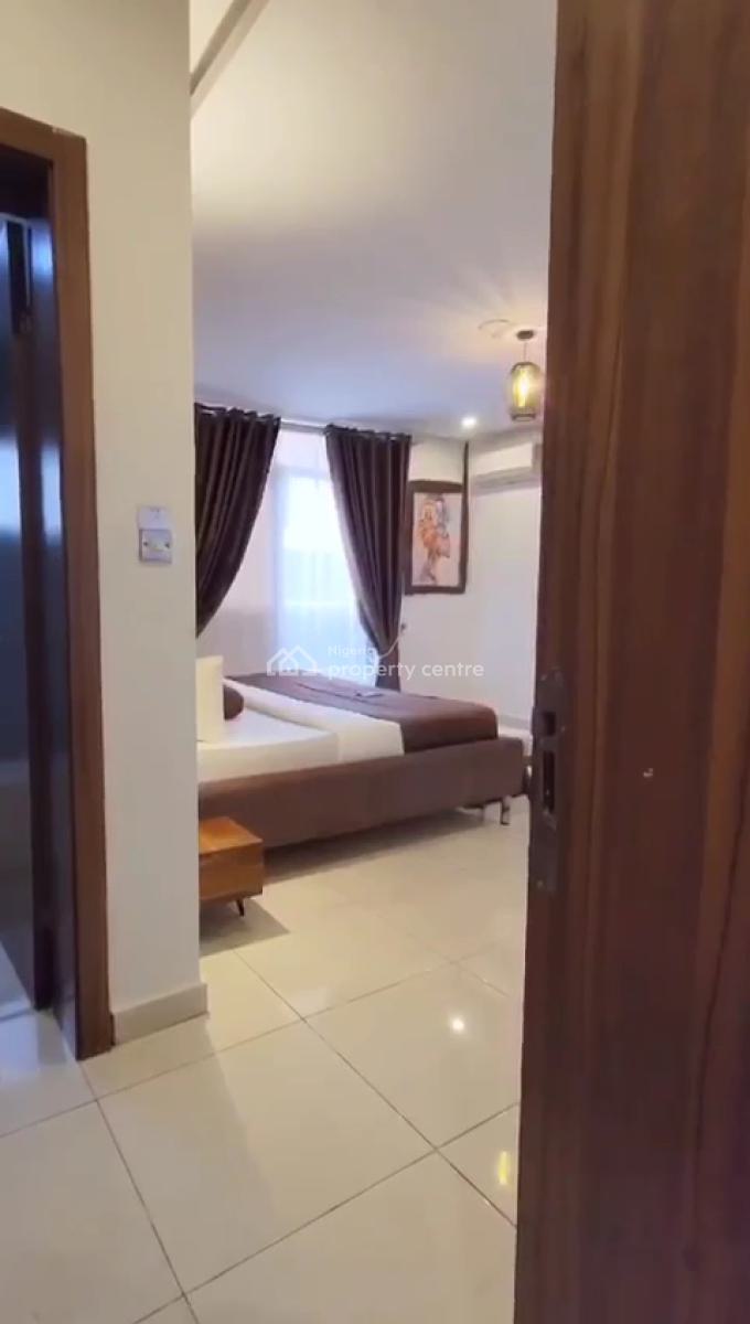 Contemporary 3 Bedroom Flat in a Siren Estate, Banana Island, Ikoyi, Lagos, Flat / Apartment Short Let