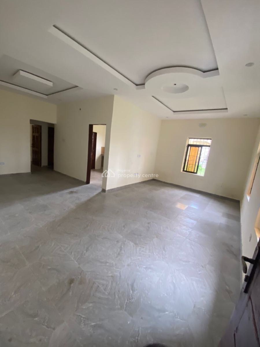 Standard Two Bedroom Apartment, in an Estate Before Novare Mall Sangotedo, Ajah, Lagos, Flat / Apartment for Rent