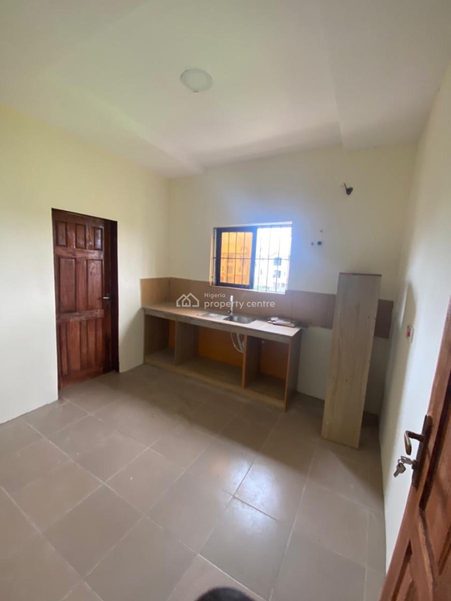 Standard Two Bedroom Apartment, in an Estate Before Novare Mall Sangotedo, Ajah, Lagos, Flat / Apartment for Rent