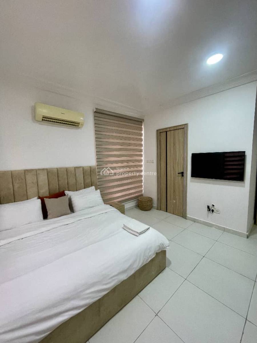 Luxurious 2 Bedroom Apartment with Swimming Pool and Games, Ikoyi, Lagos, Flat / Apartment Short Let