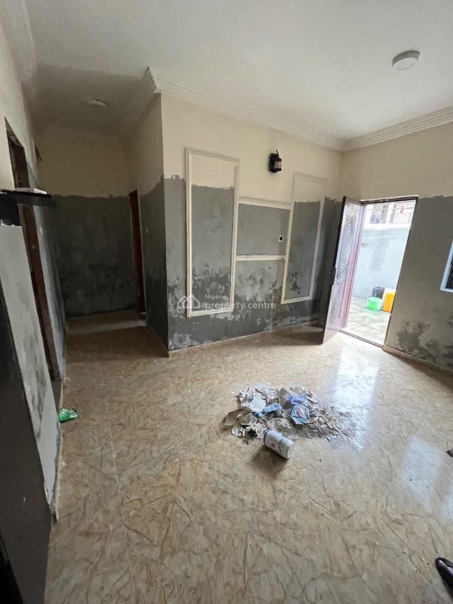 Beautiful Luxury Self Contain with Pop Ceiling and Spacious Toilet, Mobil Road Ilaje, Ajah, Lagos, Self Contain (single Rooms) for Rent