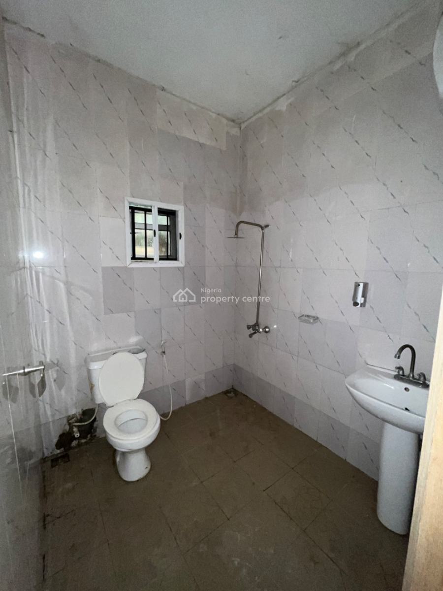 Luxury Beautiful 3bedroom Flat Very Close to D Road, Mobil Road Ilaje, Ajah, Lagos, Flat / Apartment for Rent