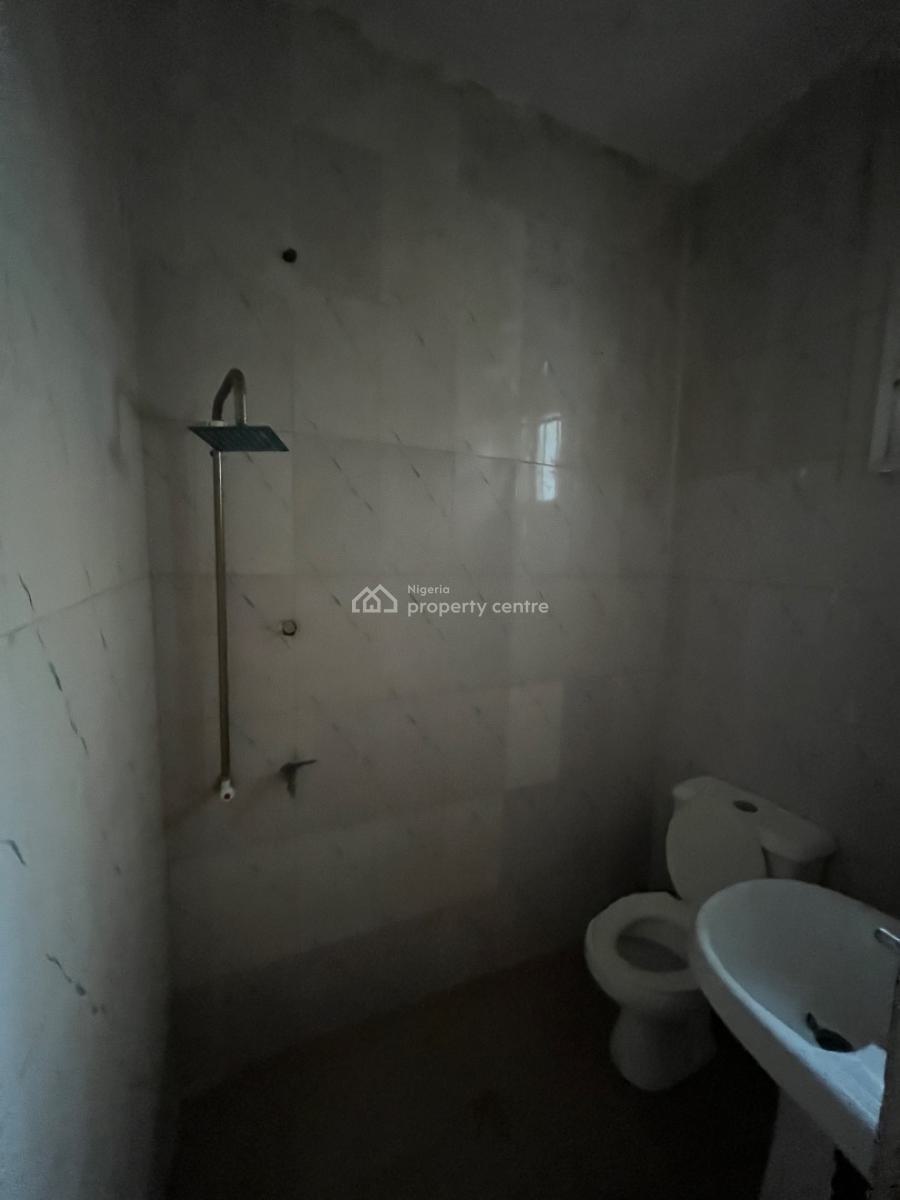 Luxury Beautiful 3bedroom Flat Very Close to D Road, Mobil Road Ilaje, Ajah, Lagos, Flat / Apartment for Rent