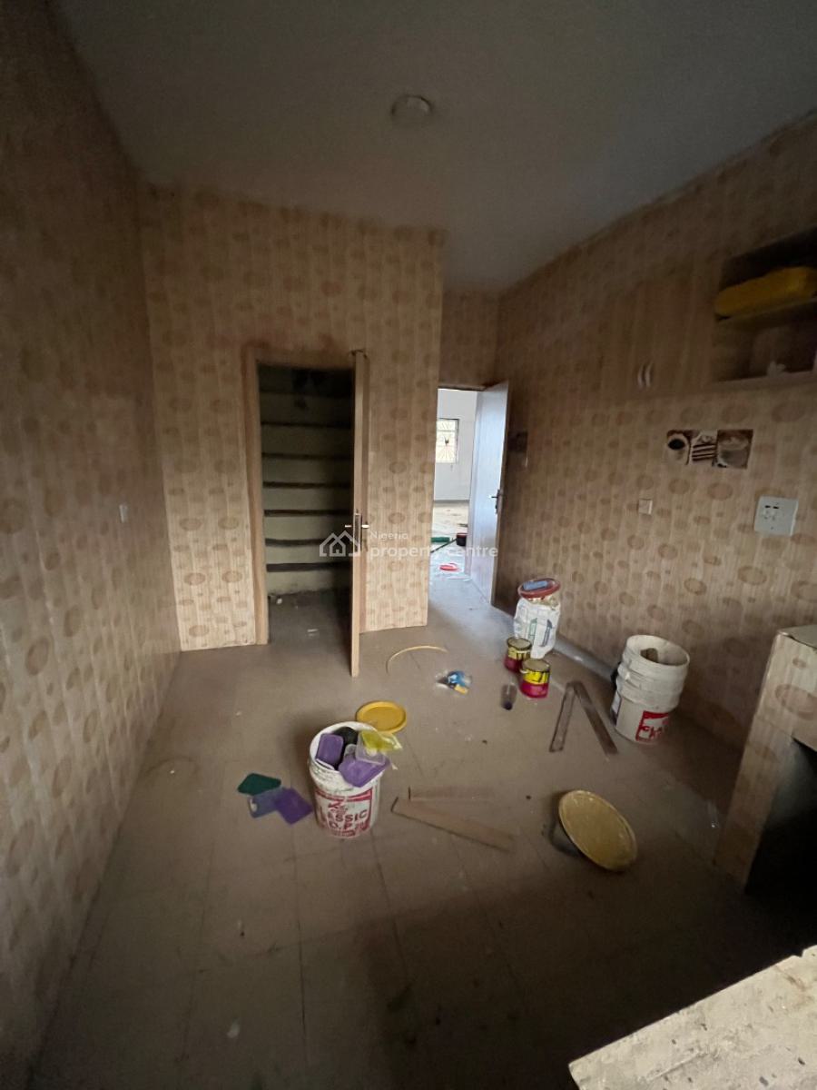 Luxury Beautiful 3bedroom Flat Very Close to D Road, Mobil Road Ilaje, Ajah, Lagos, Flat / Apartment for Rent
