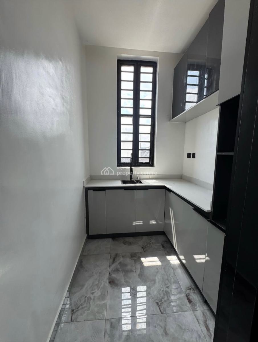 5bedroom Detached Duplex with Bq, Osapa, Lekki, Lagos, Detached Duplex for Sale