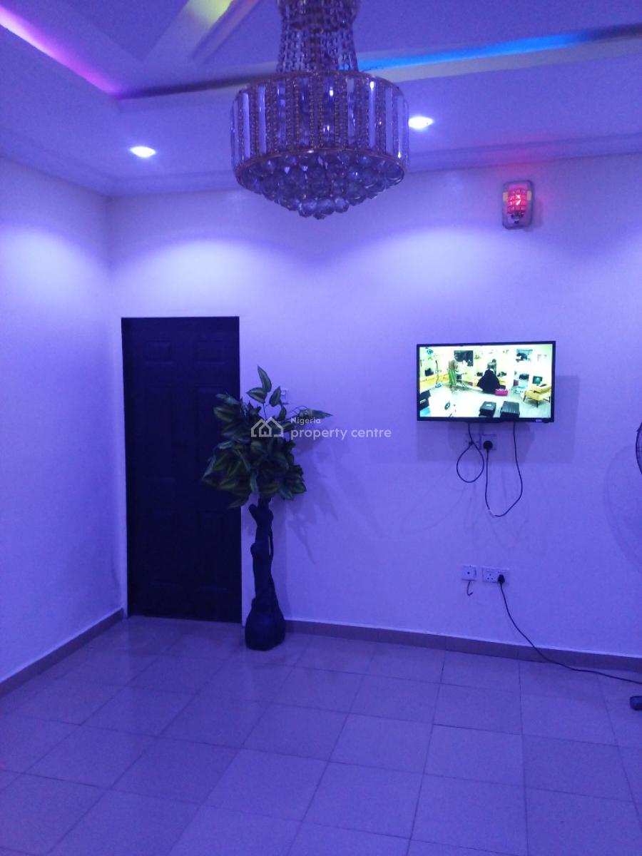 Power Hotel & Suites Ltd, Executive Rooms and Apartment, 45, Iwehen Street Off Iyaro Benin City, Oredo, Edo, Hotel / Guest House for Rent