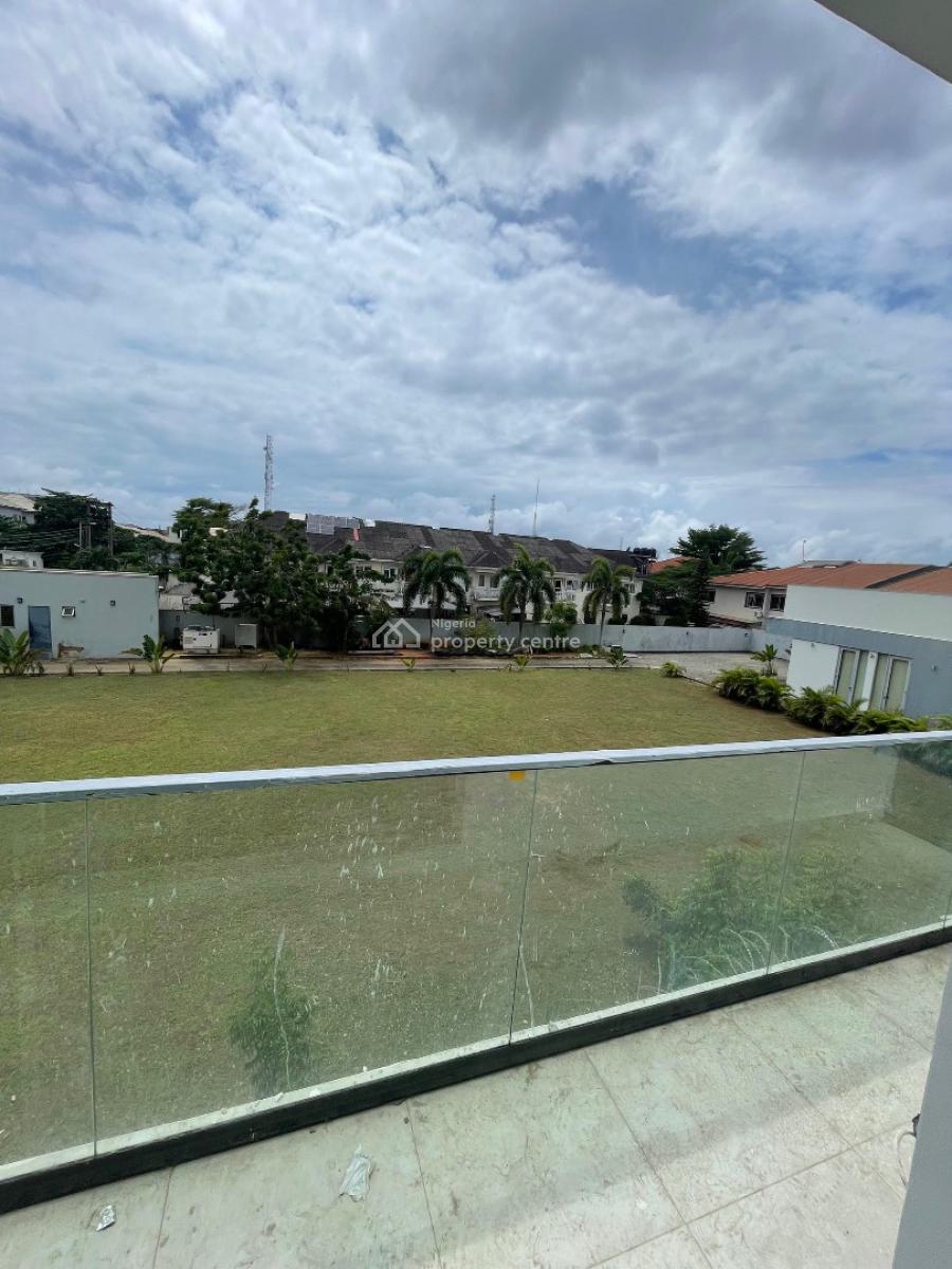 2 Bedroom Apartment, Lekki Phase 1, Lekki, Lagos, Flat / Apartment for Sale
