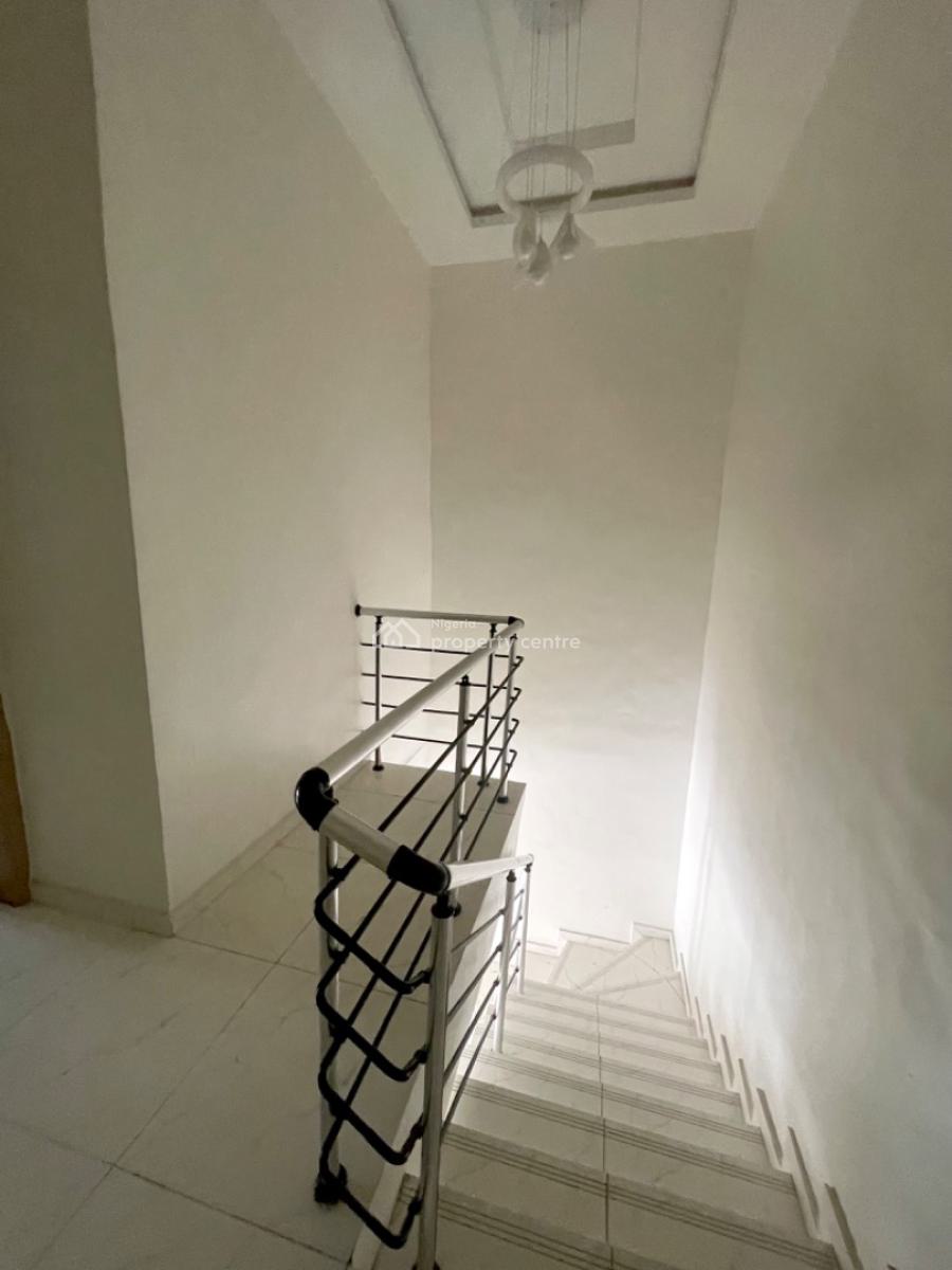 4bedroom Self Compound Terrace, Ikota, Lekki, Lagos, Terraced Duplex for Sale