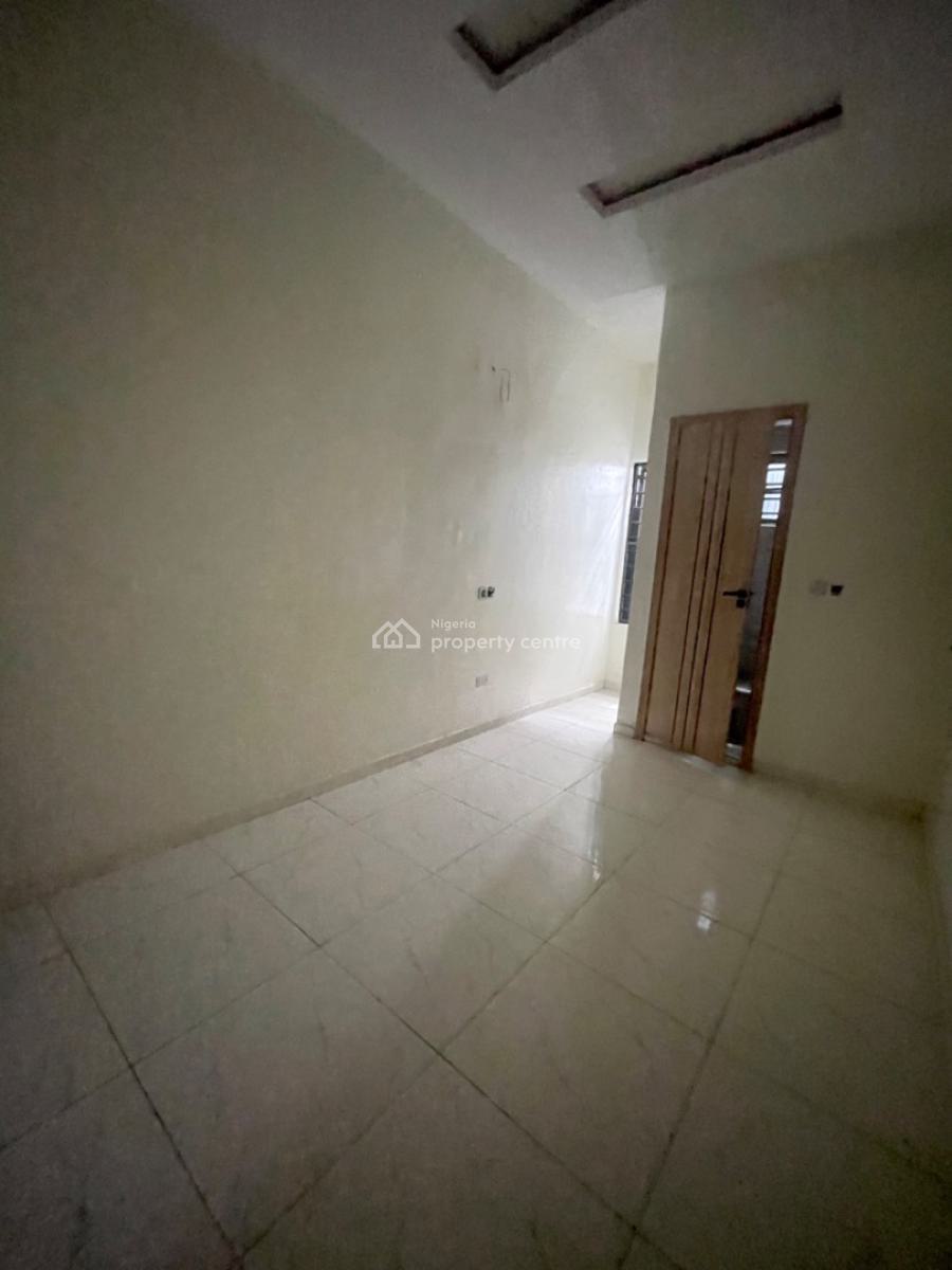 4bedroom Self Compound Terrace, Ikota, Lekki, Lagos, Terraced Duplex for Sale