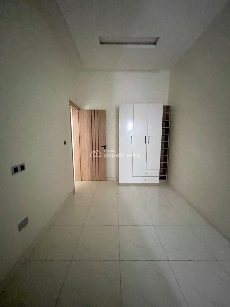 4bedroom Self Compound Terrace, Ikota, Lekki, Lagos, Terraced Duplex for Sale