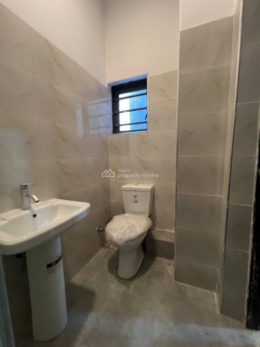 Spacious Apartment with High Ceiling & Balcony, Ikate, Lekki, Lagos, Flat / Apartment for Sale