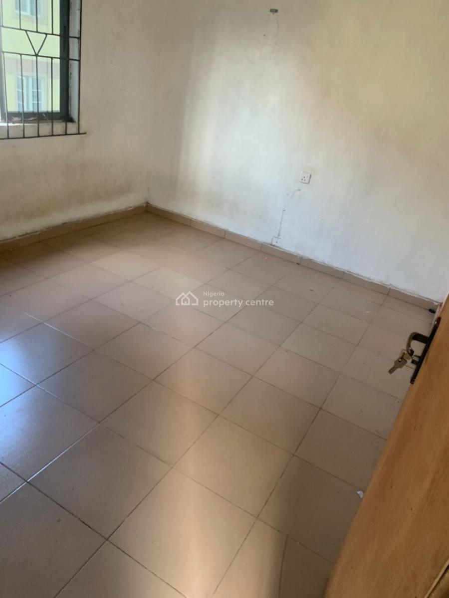 Spacious Mini Flat Upstairs, Akoka, Yaba, Lagos, Mini Flat (room and Parlour) for Rent