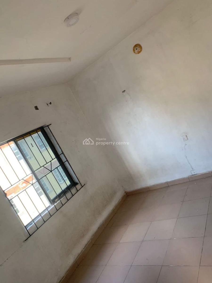 Spacious Mini Flat Upstairs, Akoka, Yaba, Lagos, Mini Flat (room and Parlour) for Rent