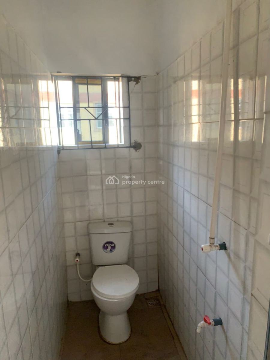 Spacious Mini Flat Upstairs, Akoka, Yaba, Lagos, Mini Flat (room and Parlour) for Rent