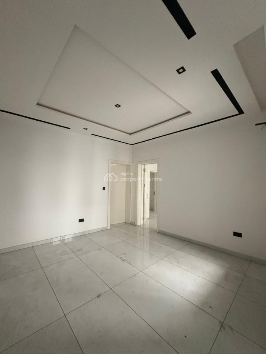 One-of-a-kind Terrace with Spacious Rooms & Balcony, Ikate, Lekki, Lagos, Terraced Duplex for Sale