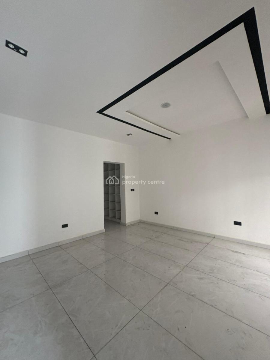 One-of-a-kind Terrace with Spacious Rooms & Balcony, Ikate, Lekki, Lagos, Terraced Duplex for Sale
