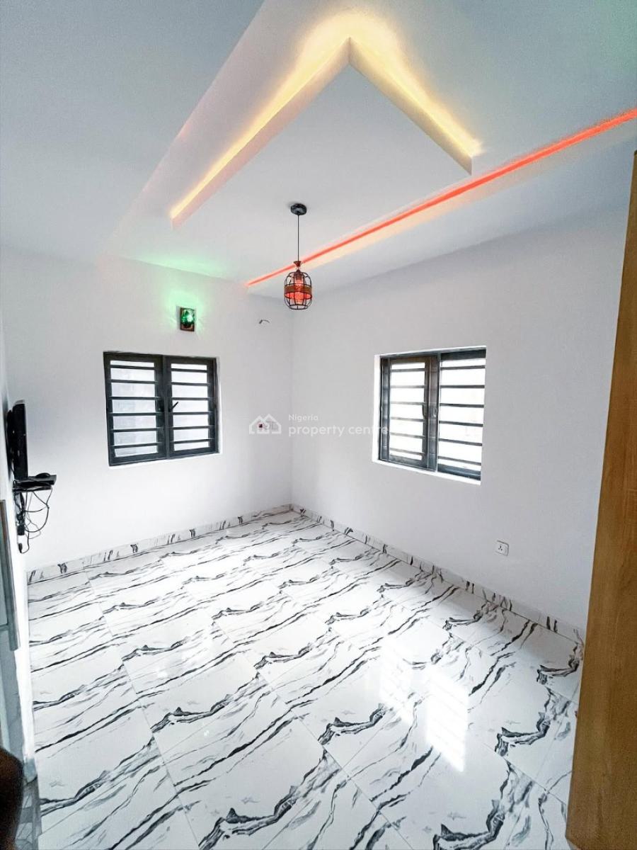 Luxury 4-bedroom Duplex + 2 Bq, Unity Estate, Akuru Elebu,off Akala Expressway Road, Ibadan, Ibadan, Oyo, Detached Duplex for Sale