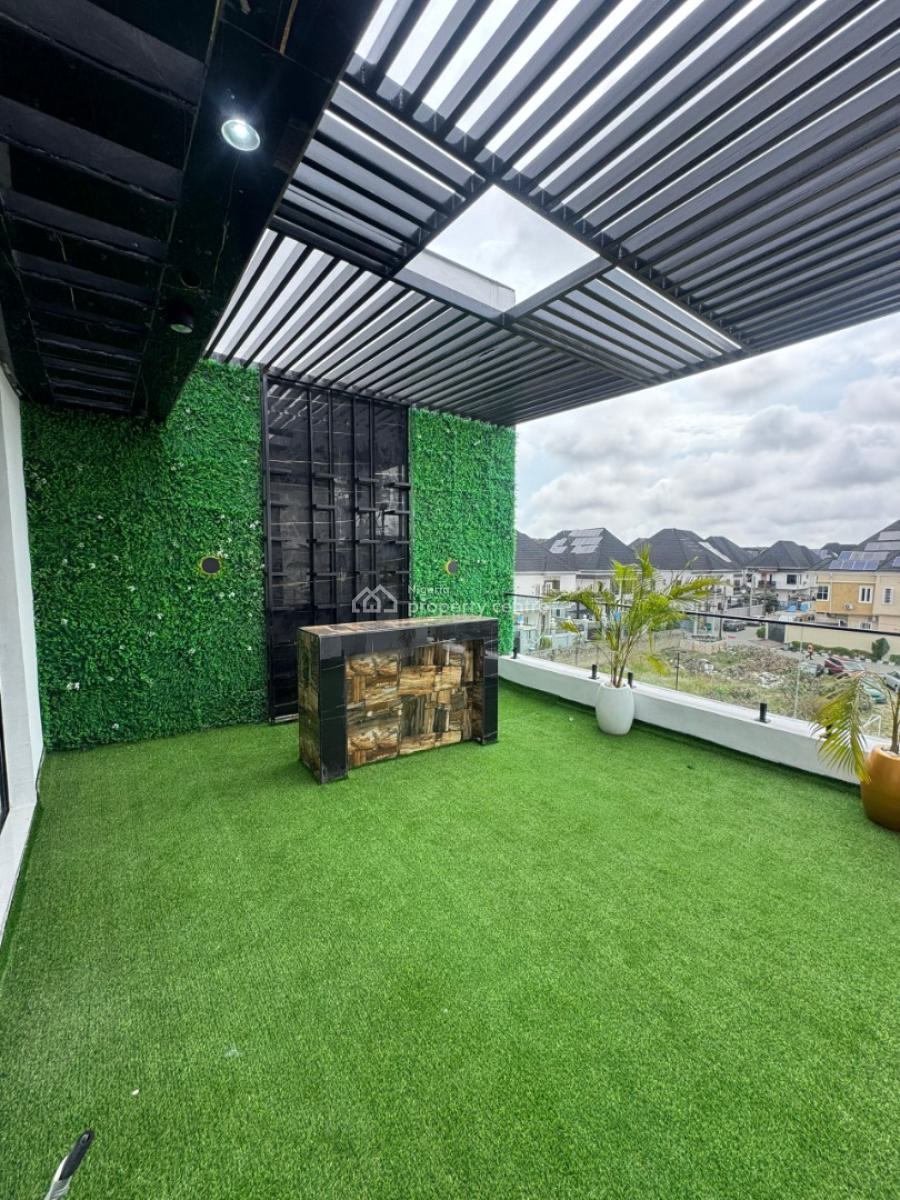 Aesthetically Pleasing 6 Bedroom Detached Duplex with Rooftop, Within The Most Prestigious Estate in Chevron, Lekki, Lagos, Detached Duplex for Sale