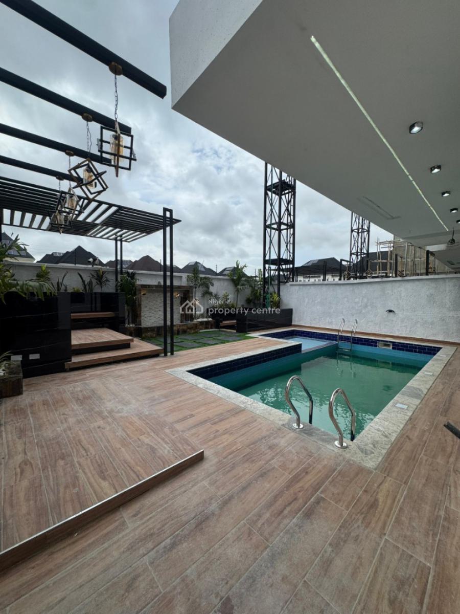 Aesthetically Pleasing 6 Bedroom Detached Duplex with Rooftop, Within The Most Prestigious Estate in Chevron, Lekki, Lagos, Detached Duplex for Sale