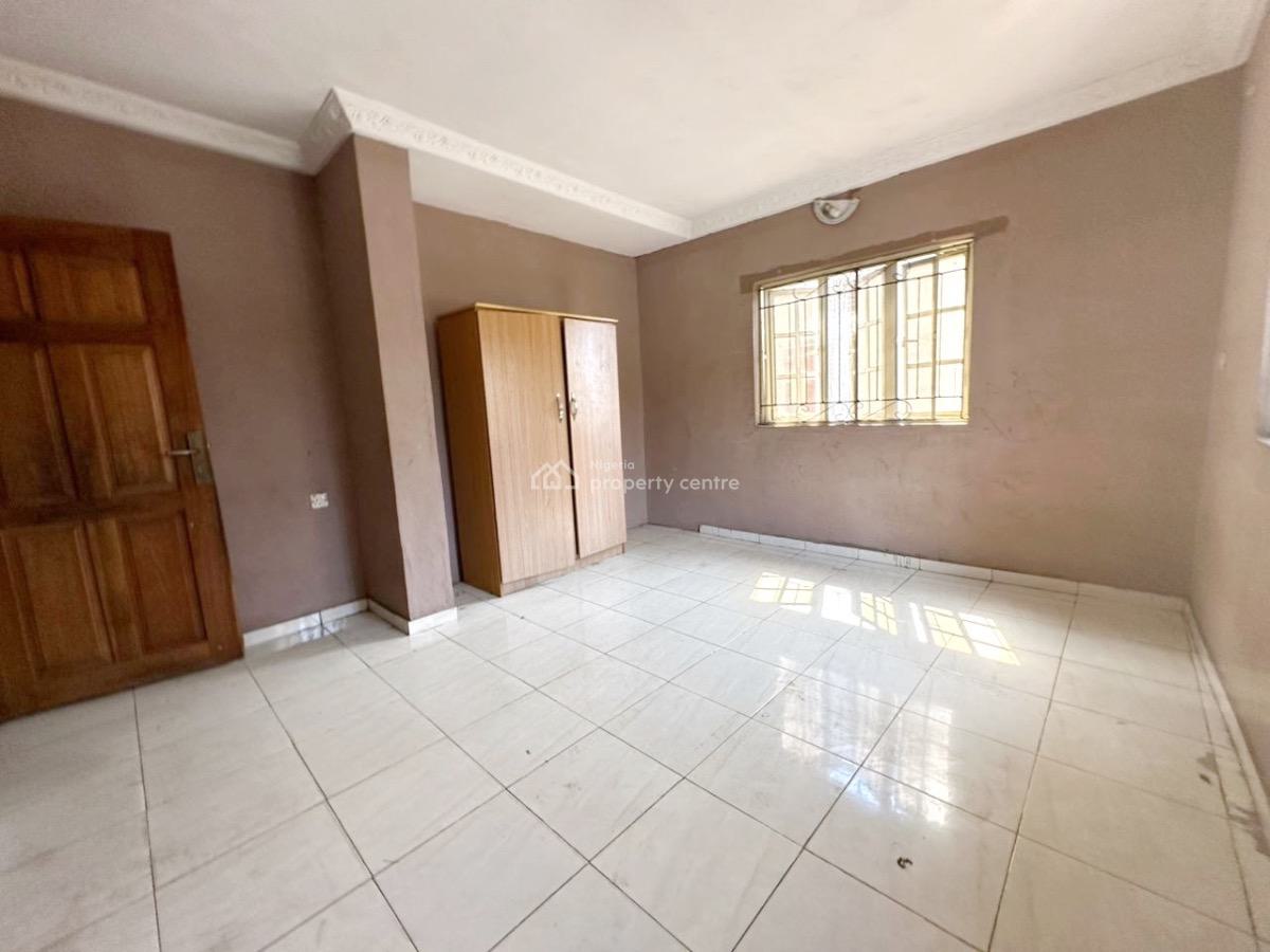 Luxury 3 Bedroom Apartment Ssss, Gra Phase 2, Magodo, Lagos, Flat / Apartment for Rent