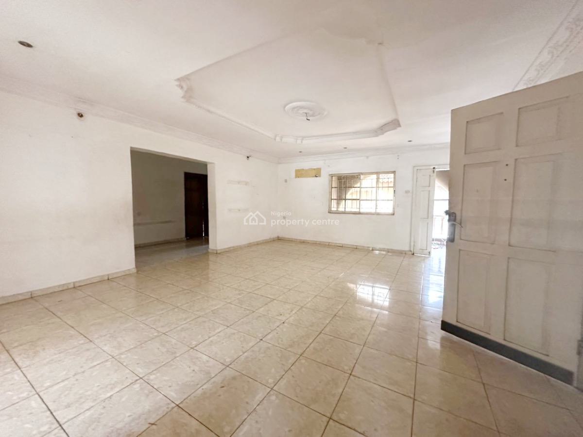 Luxury 3 Bedroom Apartment Ssss, Gra Phase 2, Magodo, Lagos, Flat / Apartment for Rent