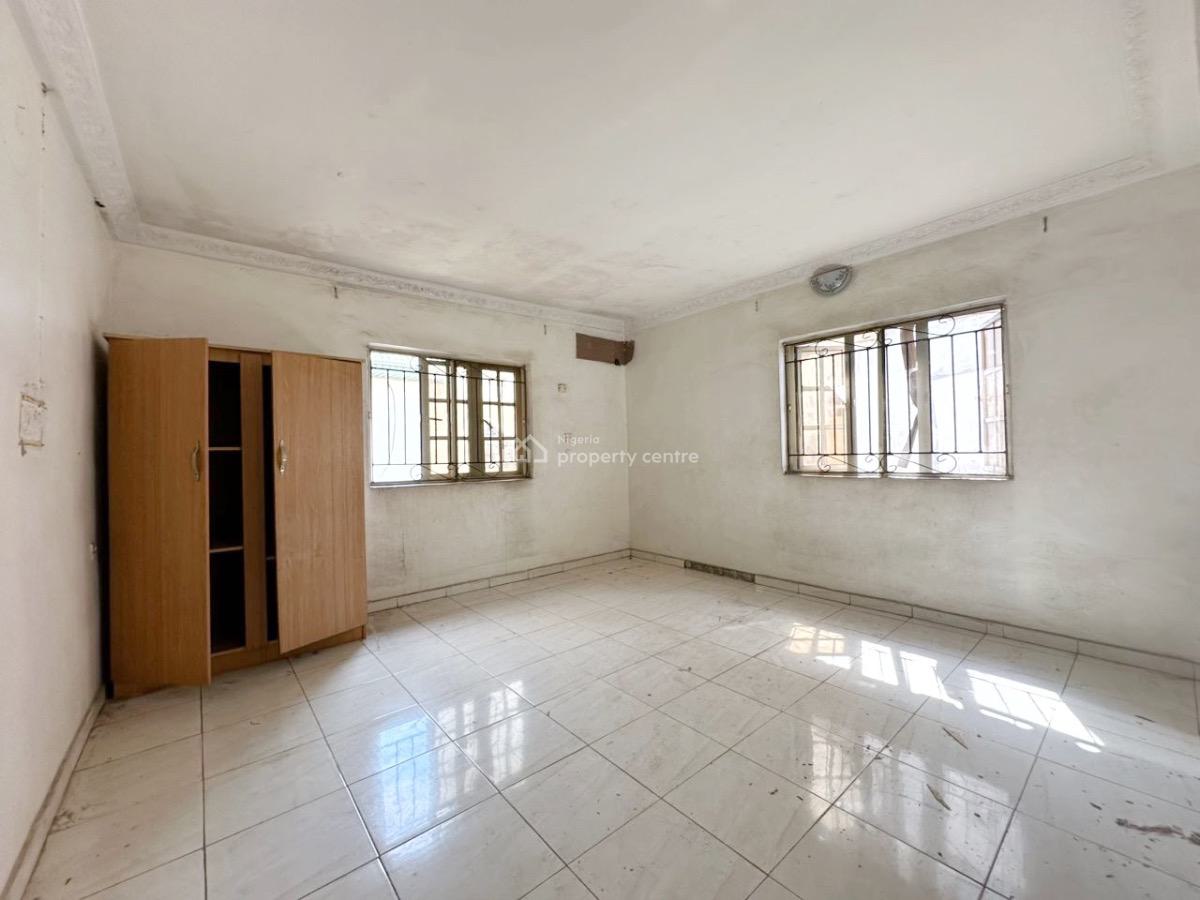 Luxury 3 Bedroom Apartment Ssss, Gra Phase 2, Magodo, Lagos, Flat / Apartment for Rent