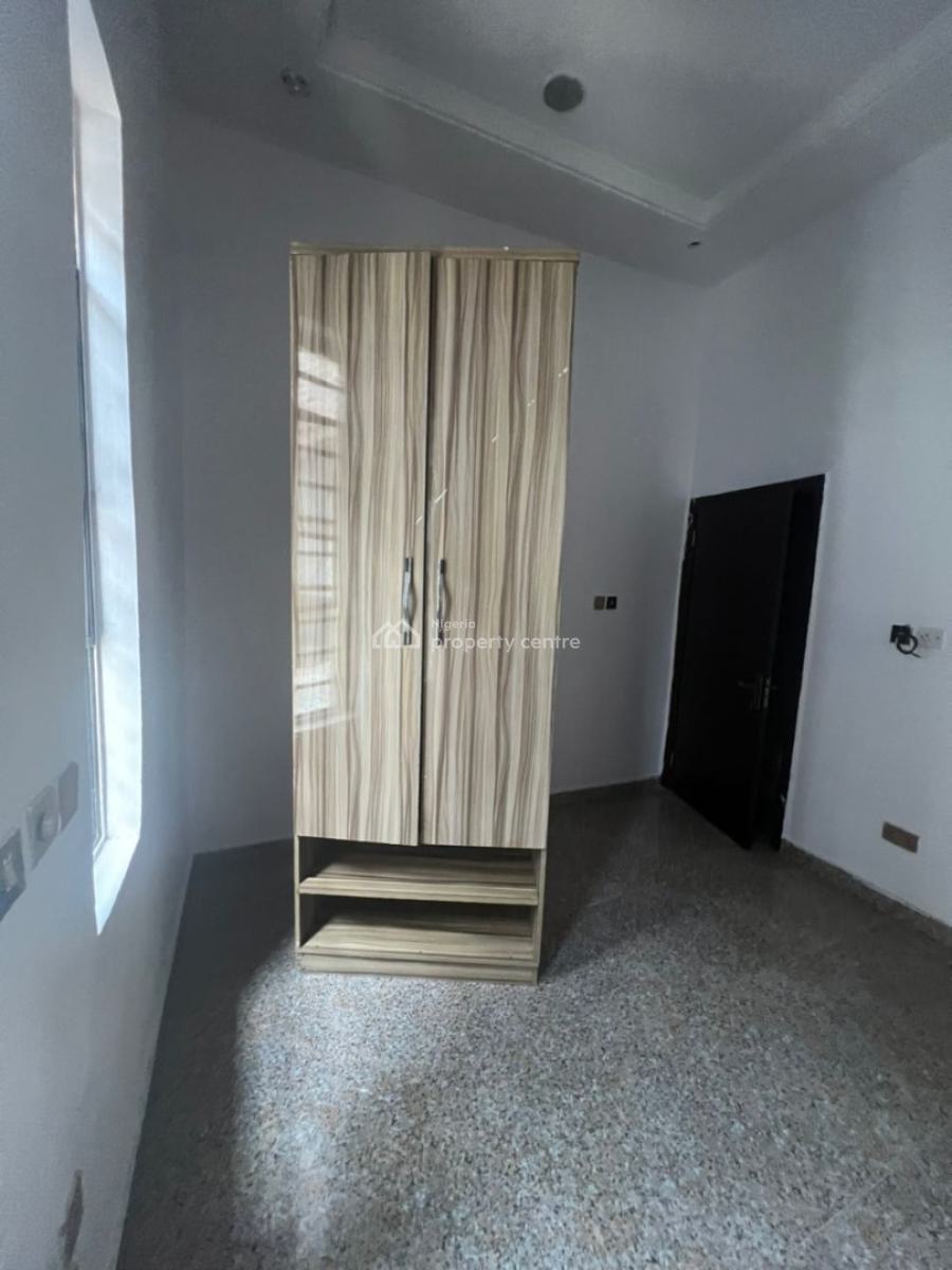 Semi Master Bedroom. N1.3m Yearly. Chervon., Jadeville, Chervon Alternative, Lekki., Lekki, Lagos, Flat / Apartment for Rent
