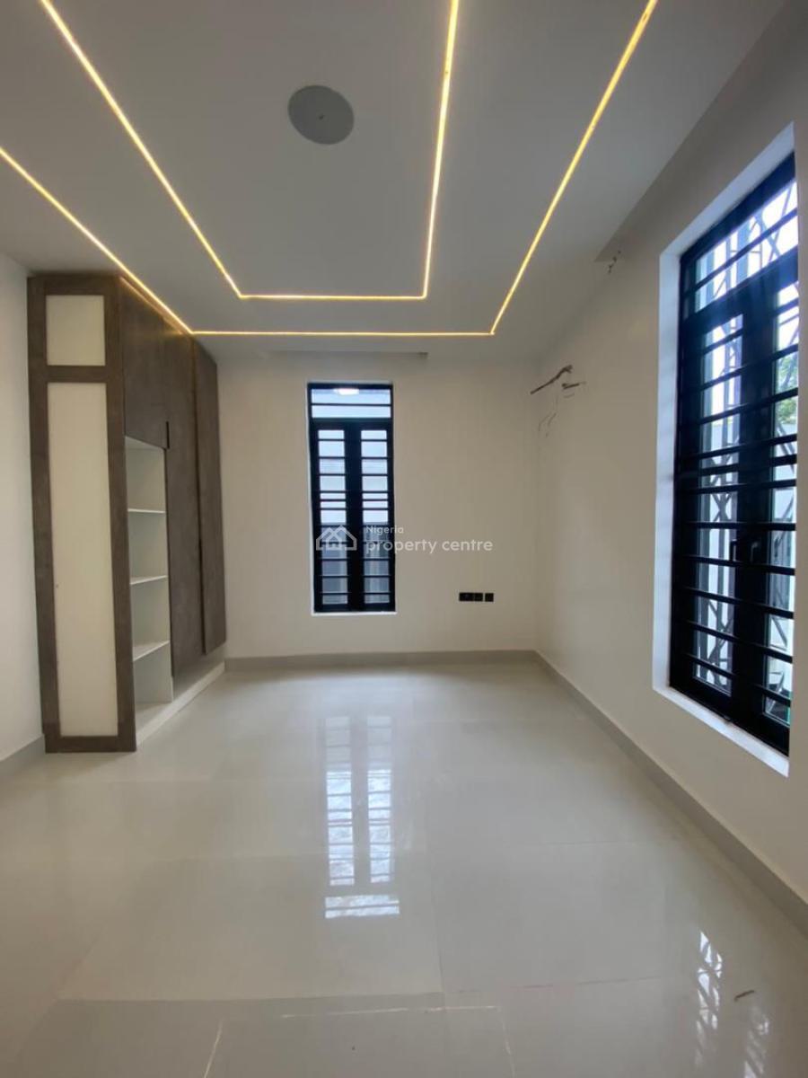 Gigantic 5 Bedroom Detached Duplex with Swimming Pool, Bq, Lekki Phase 1, Lekki, Lagos, Detached Duplex for Sale