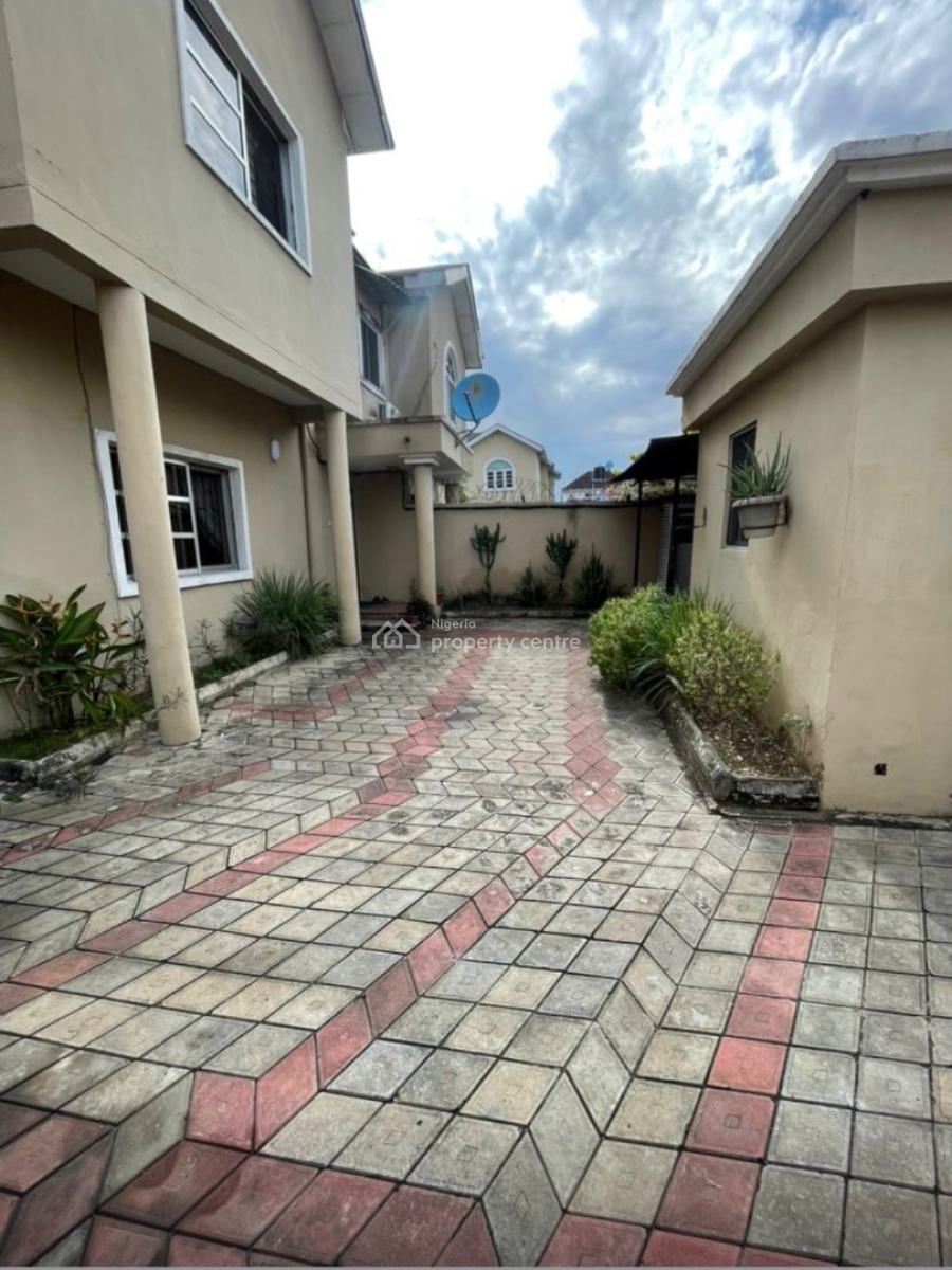 4bedroom Duplex with Boys Quarters, Oba Adeyinka, Oyekan Estate, Lekki Phase 1, Lekki, Lagos, Detached Duplex for Sale