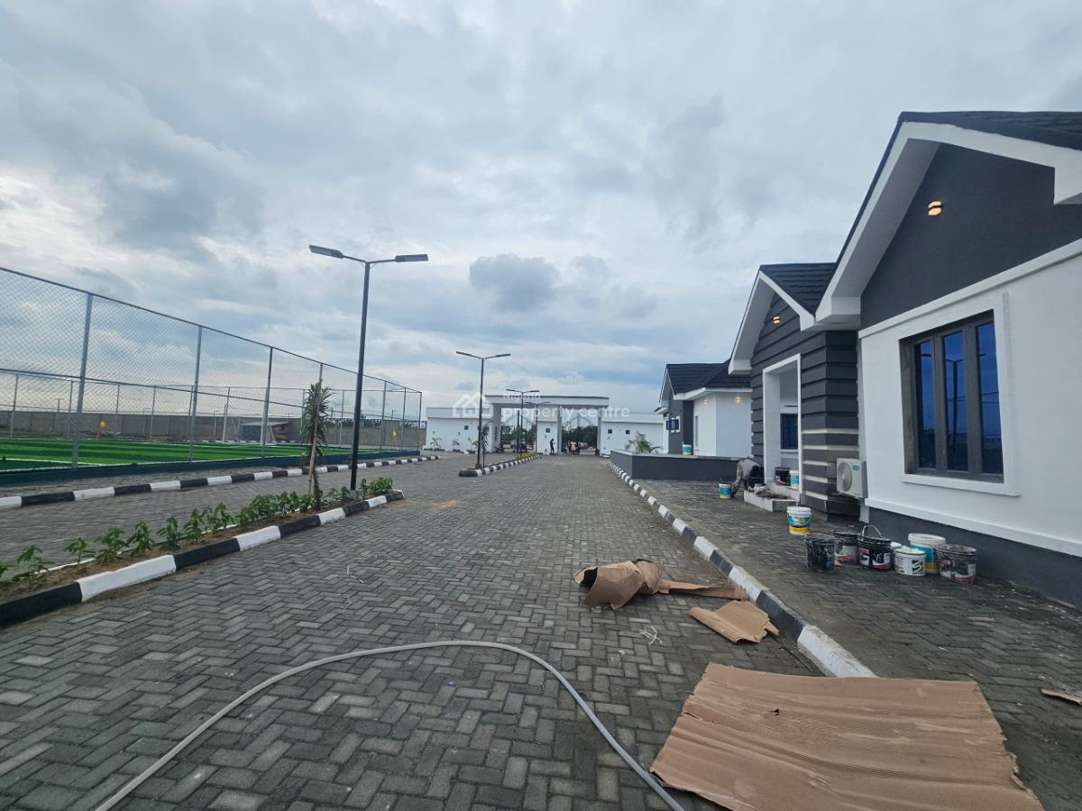 3 & 4-bedroom Bungalow and Resort, Eleranigbe, Ibeju Lekki, Lagos, Detached Bungalow for Sale