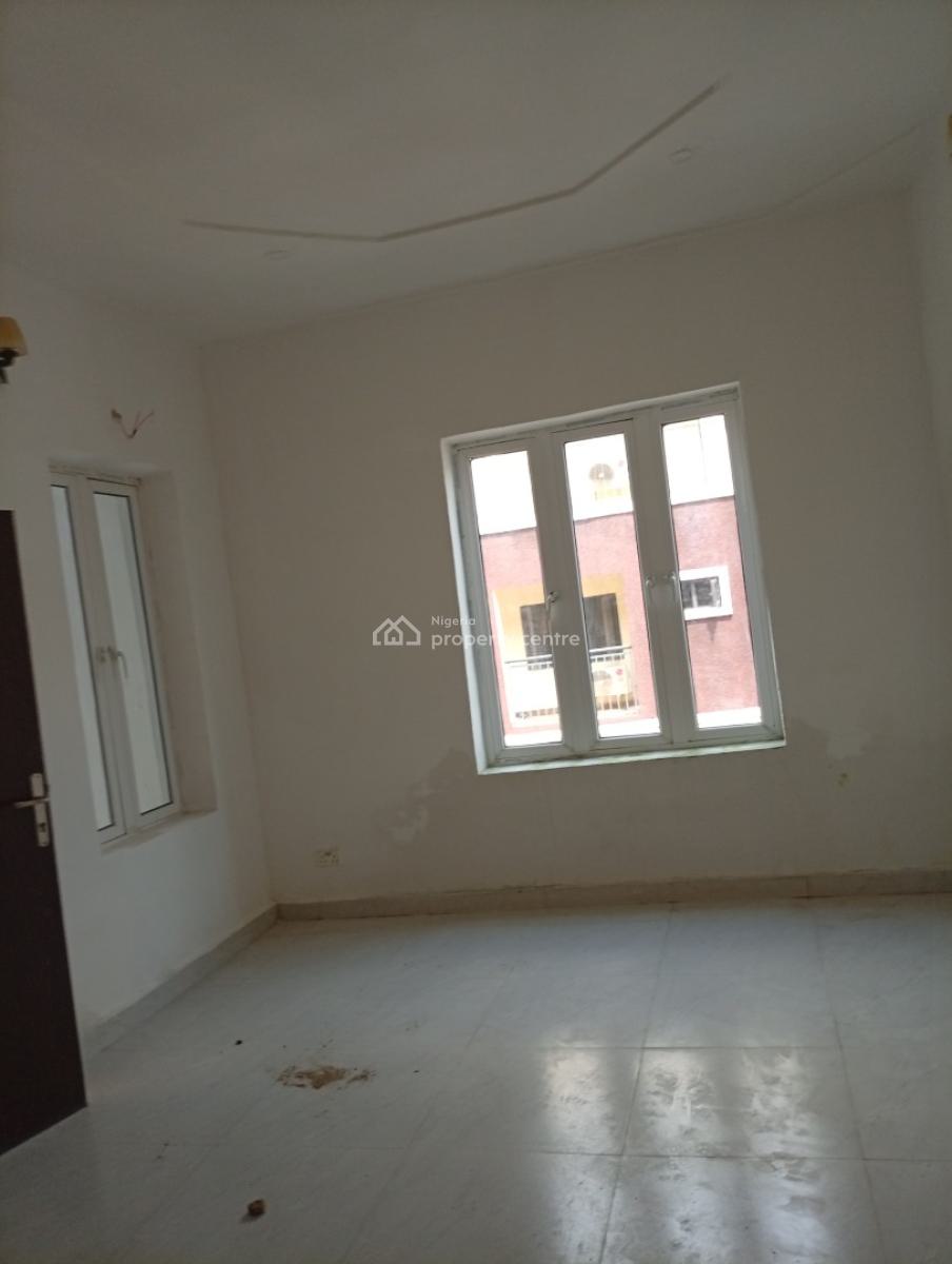 Tastefully Finished 4 Bedroom Terraced Duplex with a Room Bq, Guzape District, Abuja, Terraced Duplex for Rent