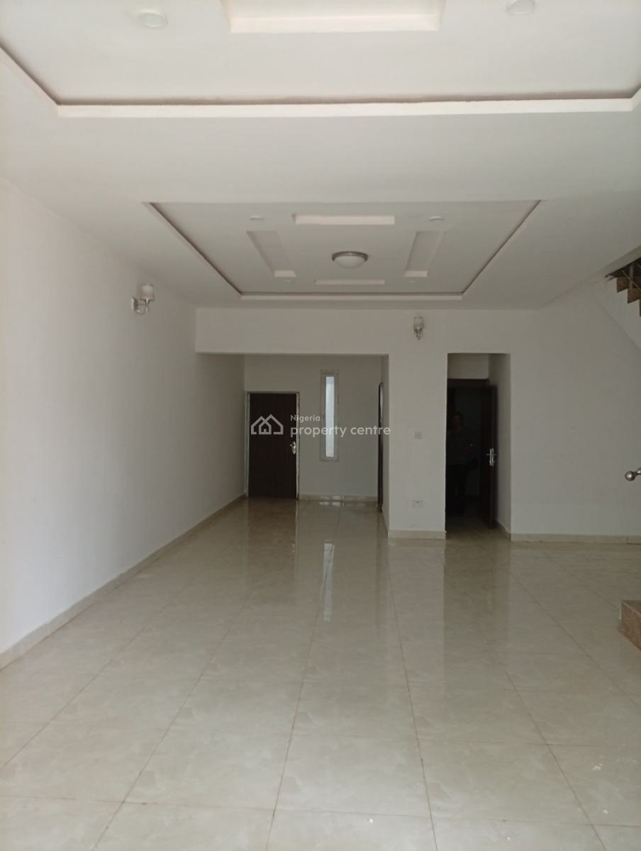 Tastefully Finished 4 Bedroom Terraced Duplex with a Room Bq, Guzape District, Abuja, Terraced Duplex for Rent
