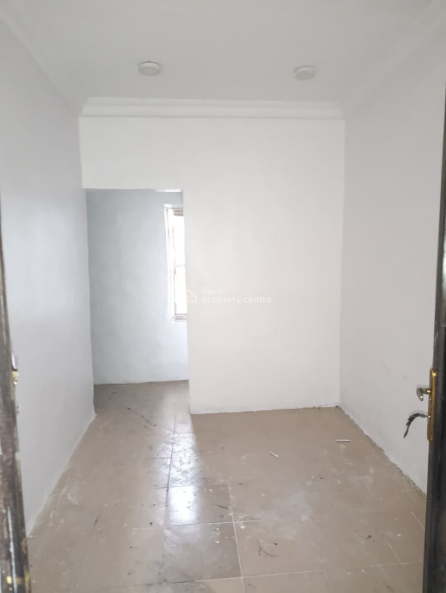 Lovely Mini Flat, Yaba, Yaba, Lagos, Mini Flat (room and Parlour) for Rent
