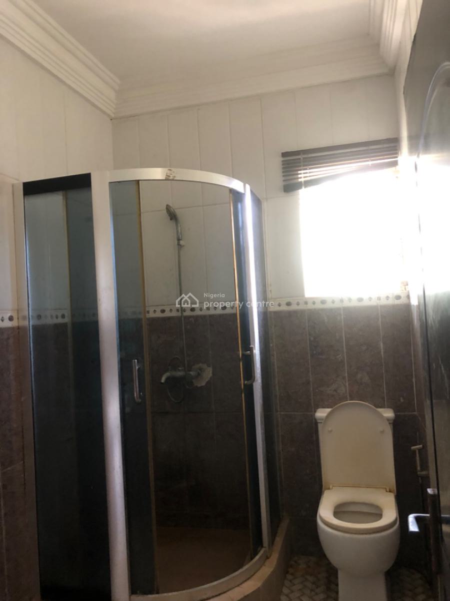 Room in a Flat, Ikota, Lekki, Lagos, Self Contain (single Rooms) for Rent