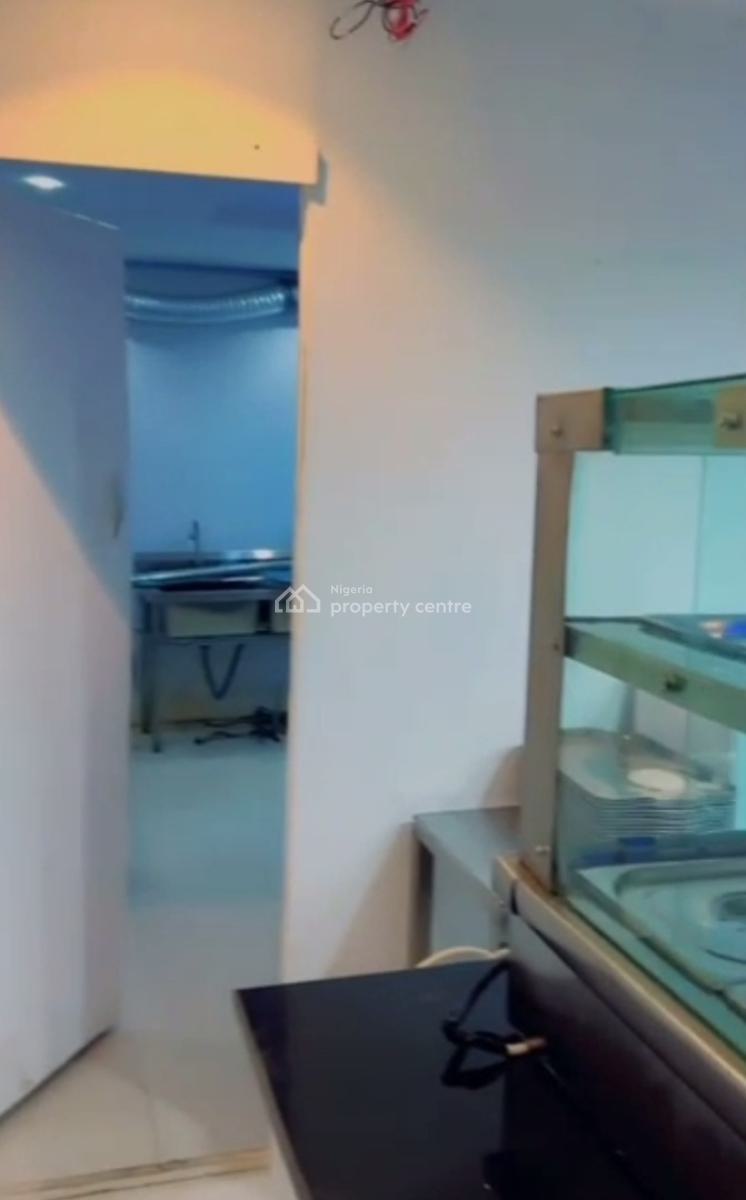 a Spacious & Fully Functional Restaurant., Opebi, Ikeja, Lagos, Restaurant / Bar for Rent