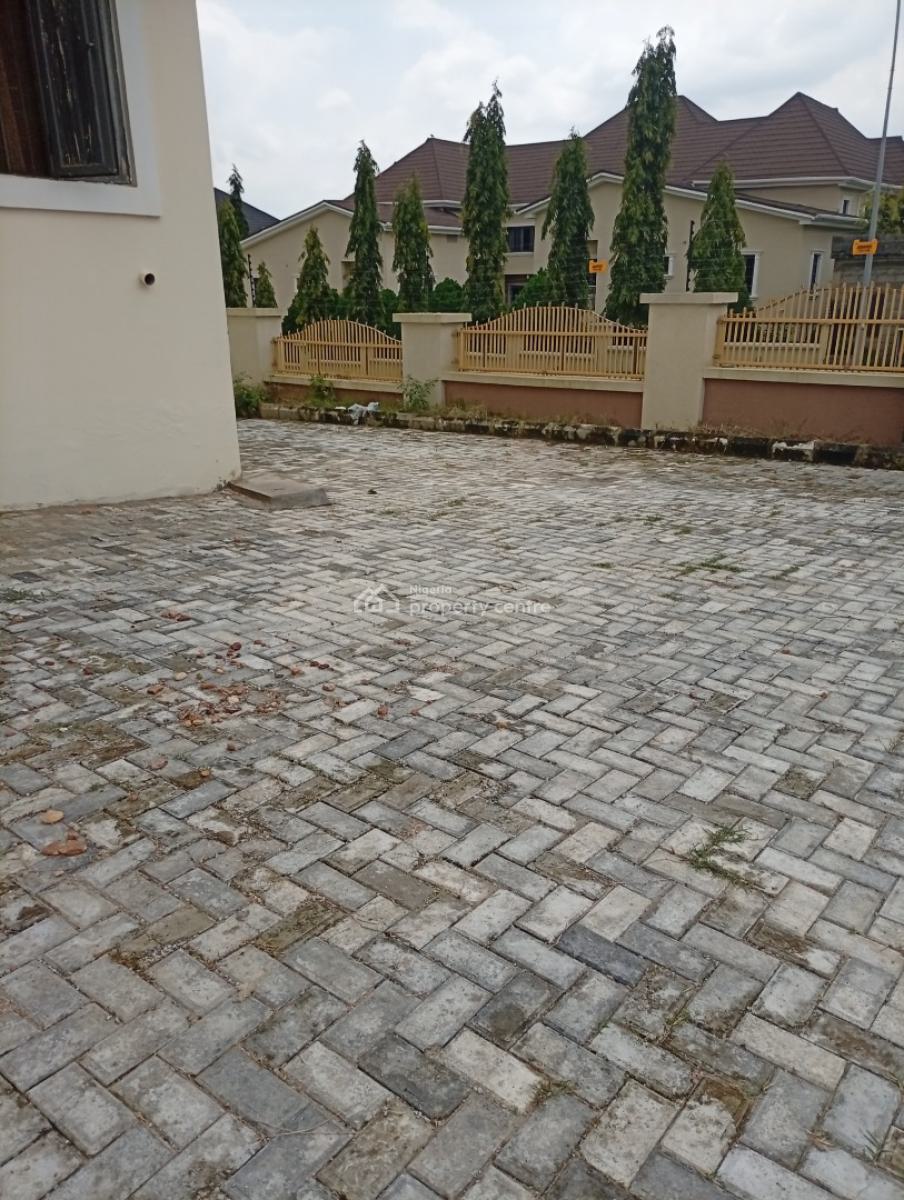 Brand New 4 Bedroom Terraced Duplex with a Room Bq, Guzape District, Abuja, Terraced Duplex for Rent