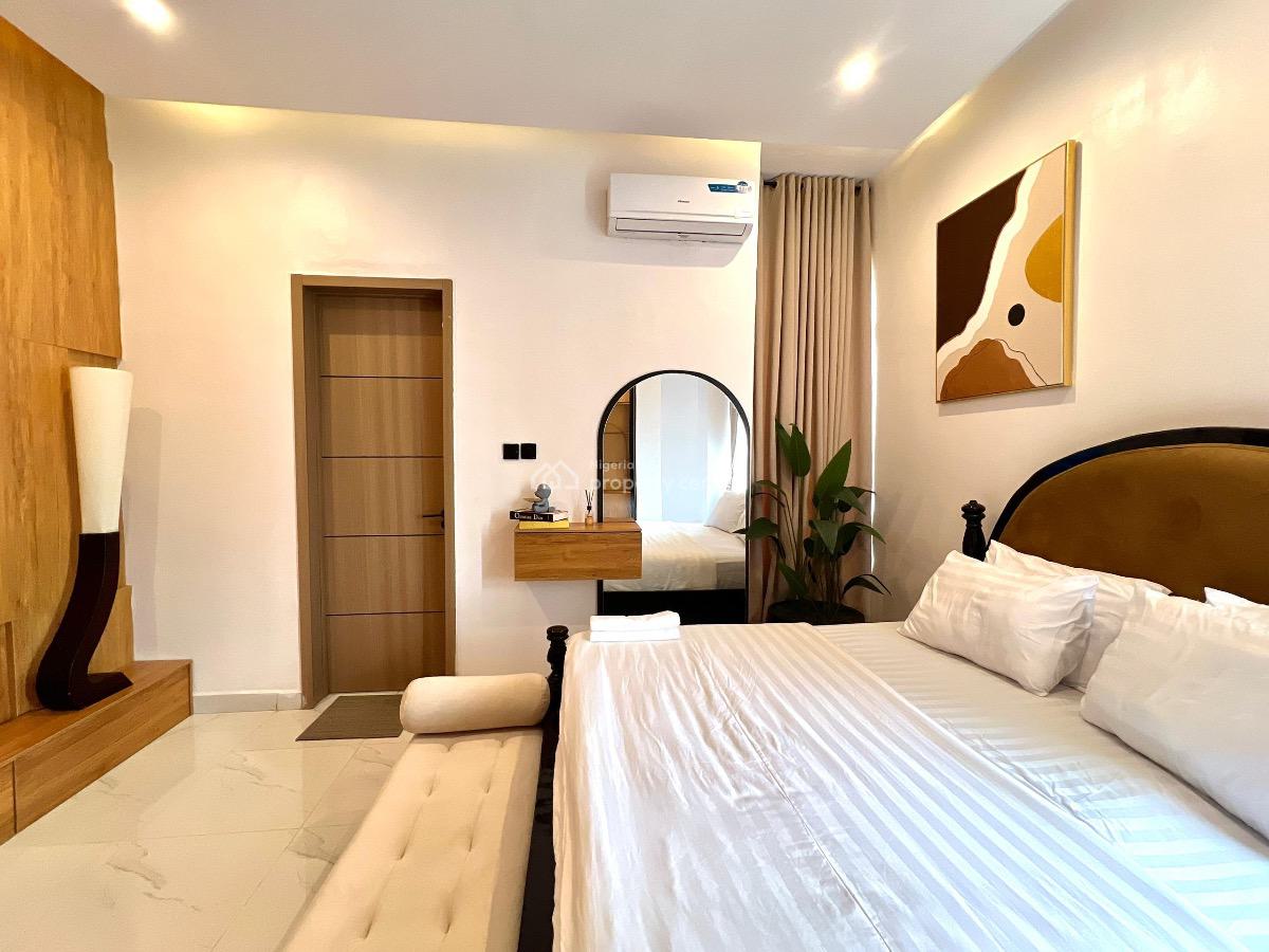 Brand New Luxury 2 Bedroom Apartment with Ps5, Swimming Pool,snooker, Lekki Phase 1, Lekki, Lagos, Flat / Apartment Short Let