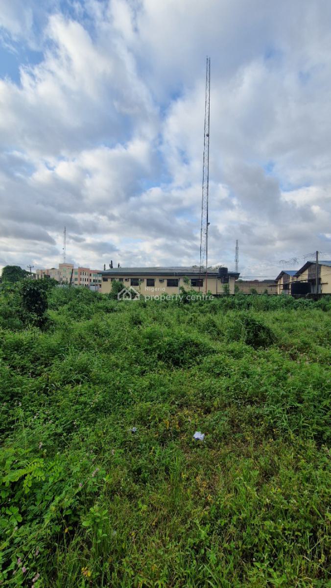 Commercial/industrial Parcel of Land, Adjacent Jubaili Agrotec Ltd Along Old Lagos — Ibadan Road, Podo, Ibadan, Oyo, Land for Sale