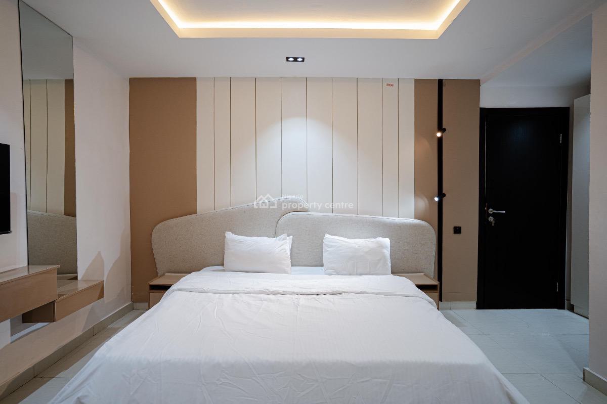 Luxury 2 Bedroom Apartment with Snooker & Ps5, Ikate, Lekki, Lagos, Flat / Apartment Short Let