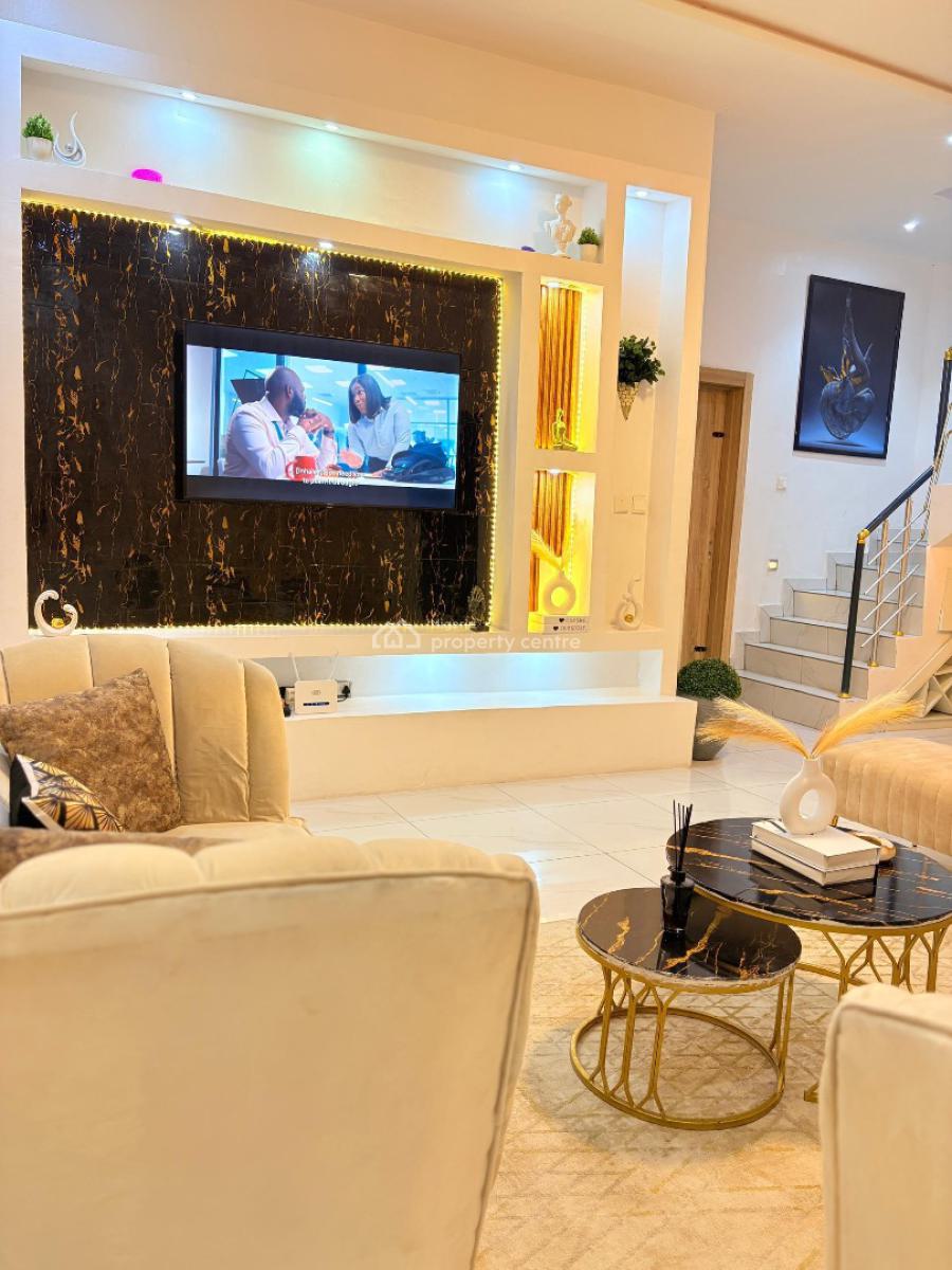 Luxury 3 Bedroom Duplex Apartment with Snooker Jacuzzi, Lekki Phase 2, Lekki, Lagos, Flat / Apartment Short Let