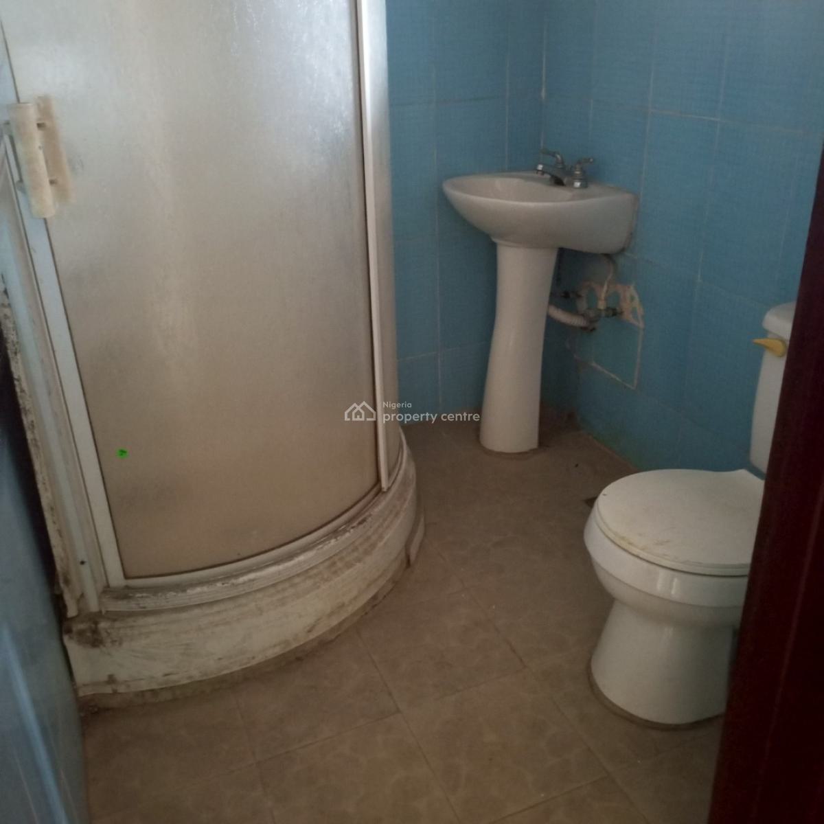 Three Bedroom Apartment, Ado Road, Ado, Ajah, Lagos, Flat / Apartment for Rent
